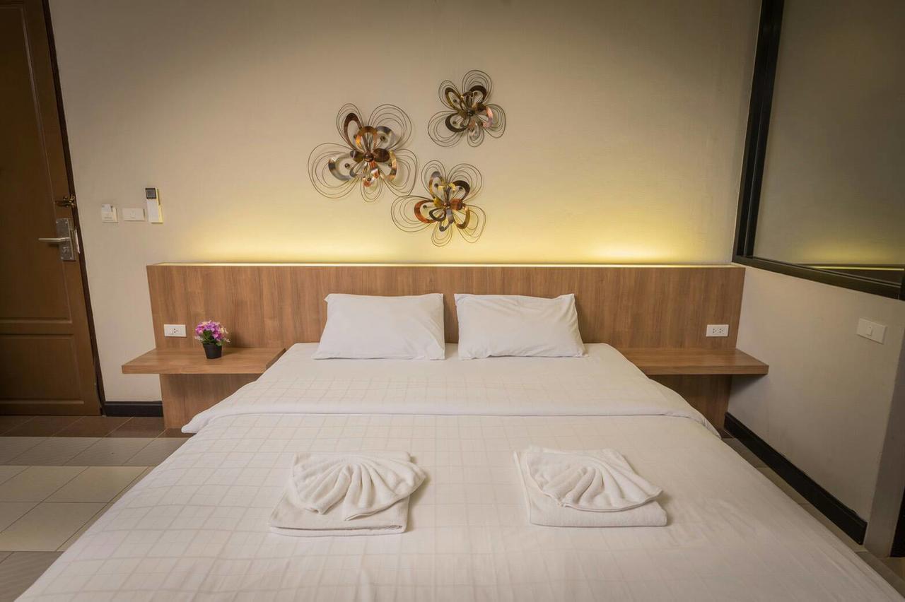 V Hotel Vajira Songkhla Exteriör bild